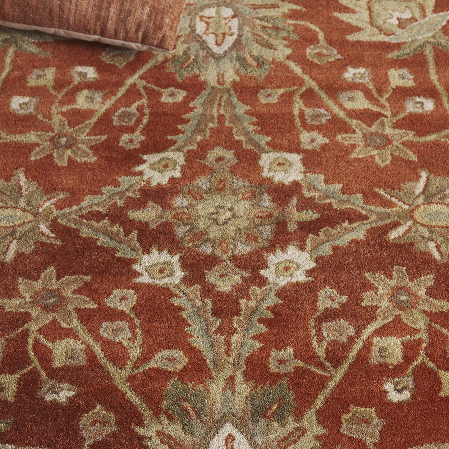 SAFAVIEH Antiquity Collection Accent Rug - 3' x 5', Rust & Gold, Handmade Traditional Oriental Wool, Ideal for High Traffic Areas in Entryway, Living Room, Bedroom (AT249C)