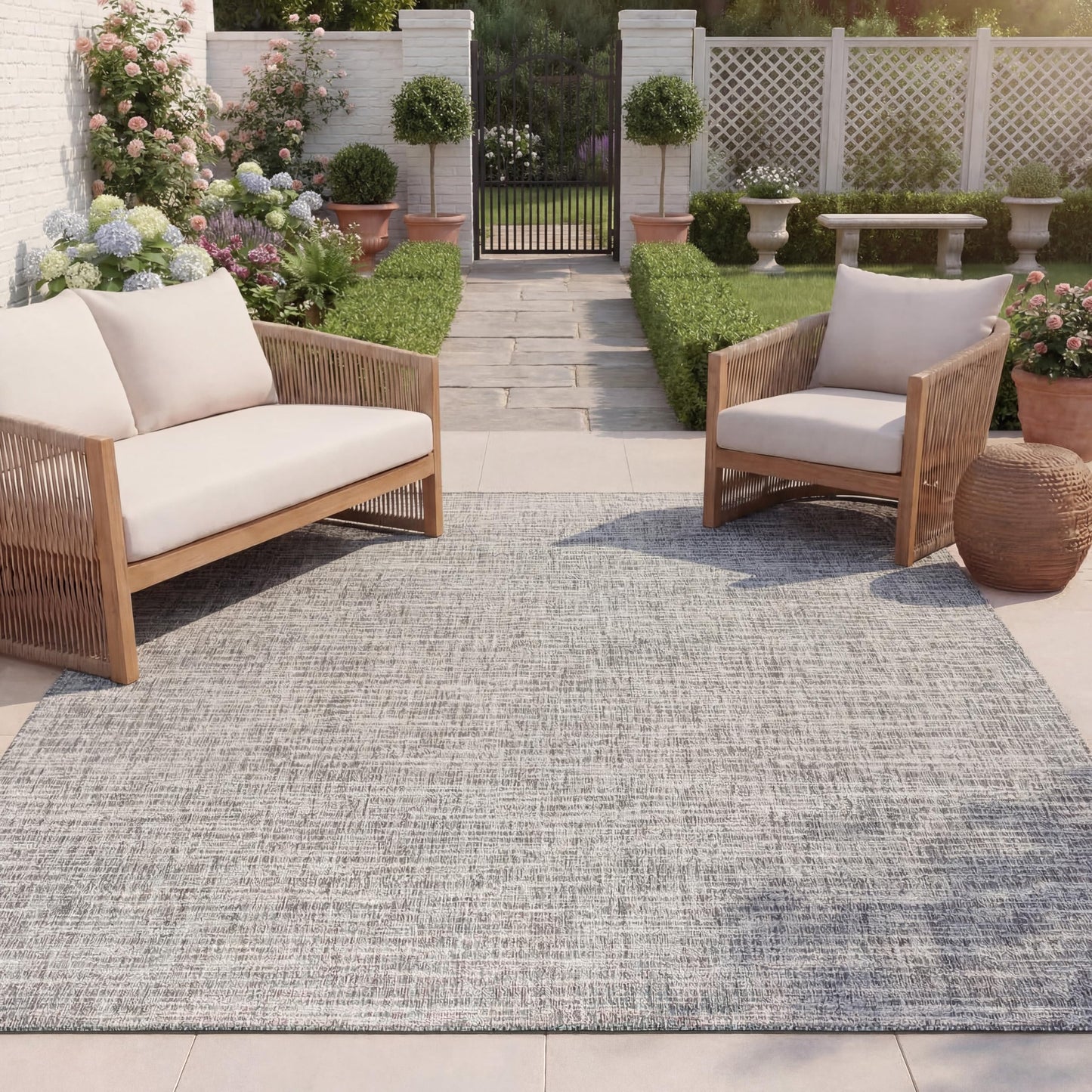 SAFAVIEH Outdoor Area Rug 9x12 - Beach House Collection - Large - Modern Design, Grey & Ivory, Weather Resistant, Non-Shedding & Easy Cleaning, Ideal for Patio, Backyard, Deck, Dining Space (BHS424F)