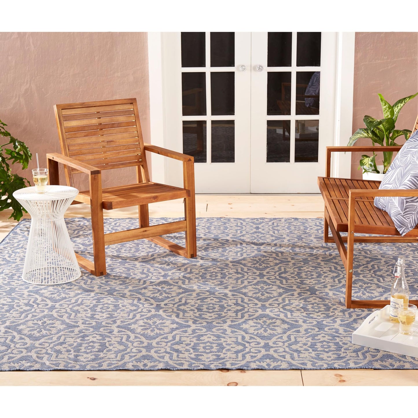 Nicole Miller New York Patio Country Julia Transitional Geometric Indoor/Outdoor Area Rug, Blue/Grey, 3'11"x5'2"