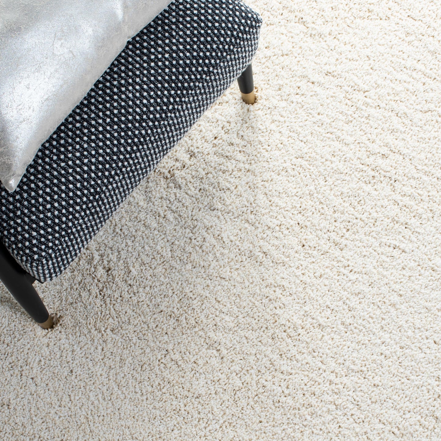 SAFAVIEH Milan Shag Collection Area Rug - 8' x 10', Ivory, Solid Design, Non-Shedding & Easy to Clean, Plush Thick Pile, Ideal for Living Room, Bedroom (SG180-1212)