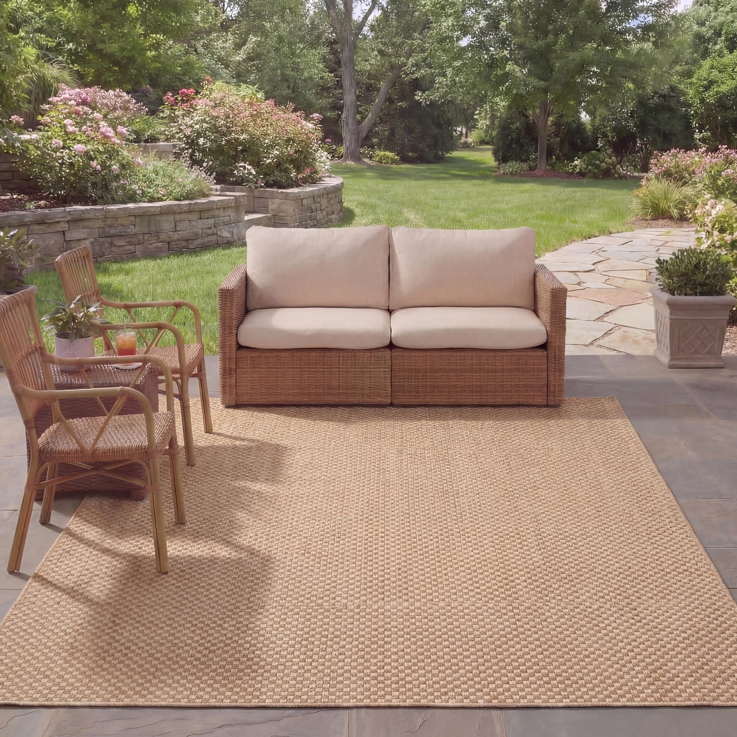 SAFAVIEH Washable Rug Outdoor Courtyard Collection - 6'7" x 9'6", Natural & Cream, Non-Shedding & Easy Cleaning, Ideal for Patio, Backyard, Mudroom (CY8653-03021)