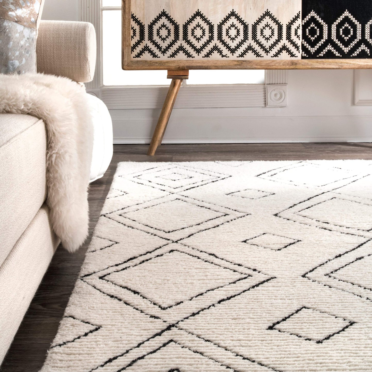 nuLOOM Hand Tufted Dawne Area Rug, 4x6, Natural