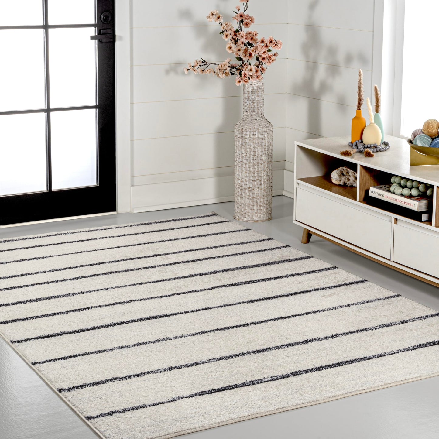 JONATHAN Y Williamsburg Minimalist Stripe Cream/Black Indoor Area Rug, 5x8, Contemporary, Modern, Easy-Cleaning for Living Room, Bedroom, Kitchen, Pet Friendly, Non-Shedding (MOH201D-5)