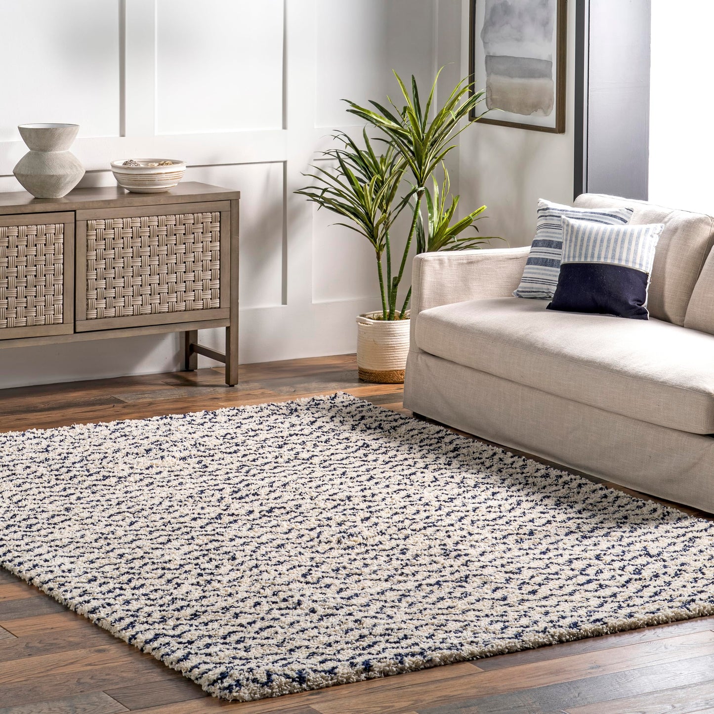 nuLOOM Cuellar Chevron Shag Area Rug, 4x6, Navy