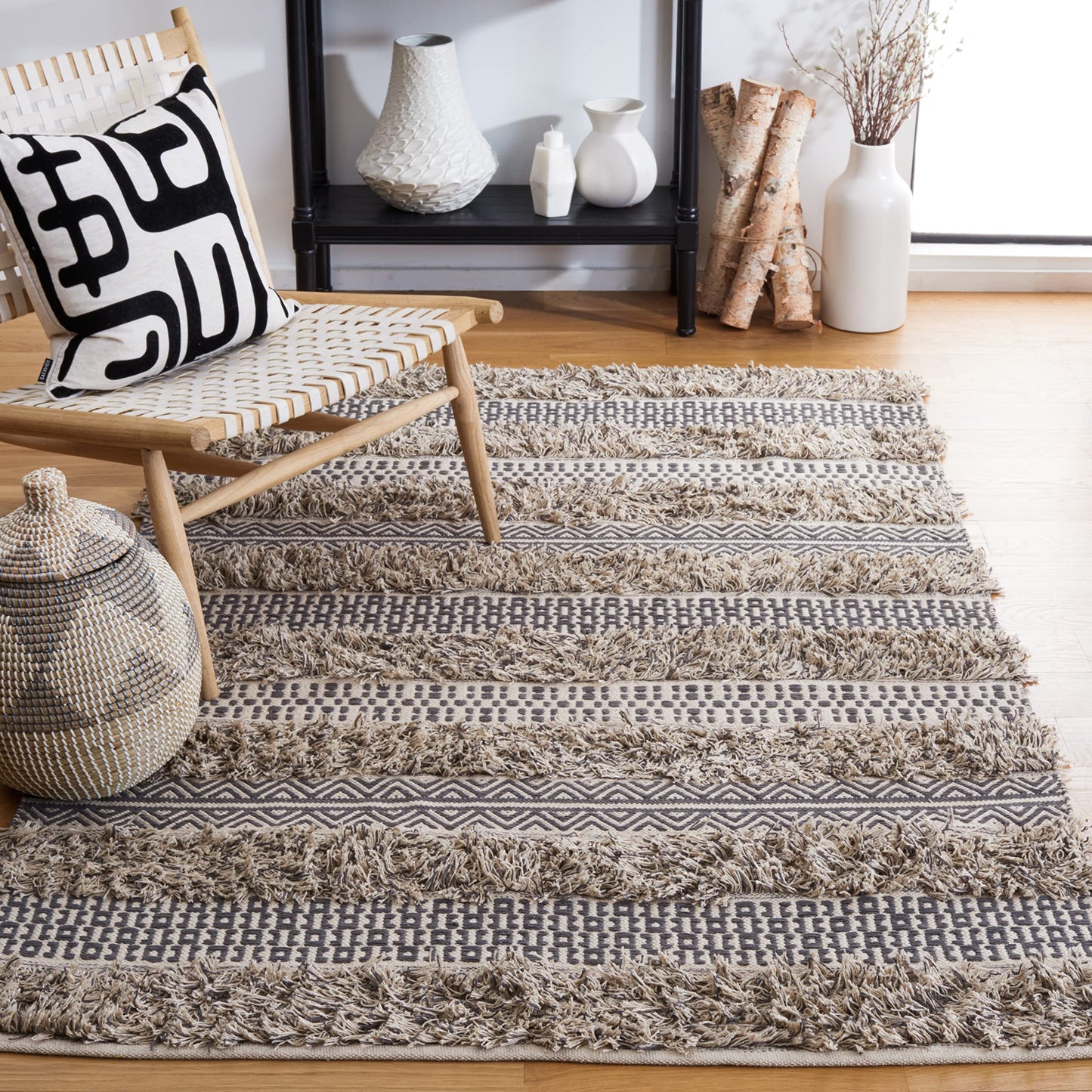 SAFAVIEH Natura Collection Accent Rug - 4' x 6', Grey & Ivory, Flat Weave Cotton Design, Easy Care, Ideal for High Traffic Areas in Entryway, Living Room, Bedroom (NAT928F)