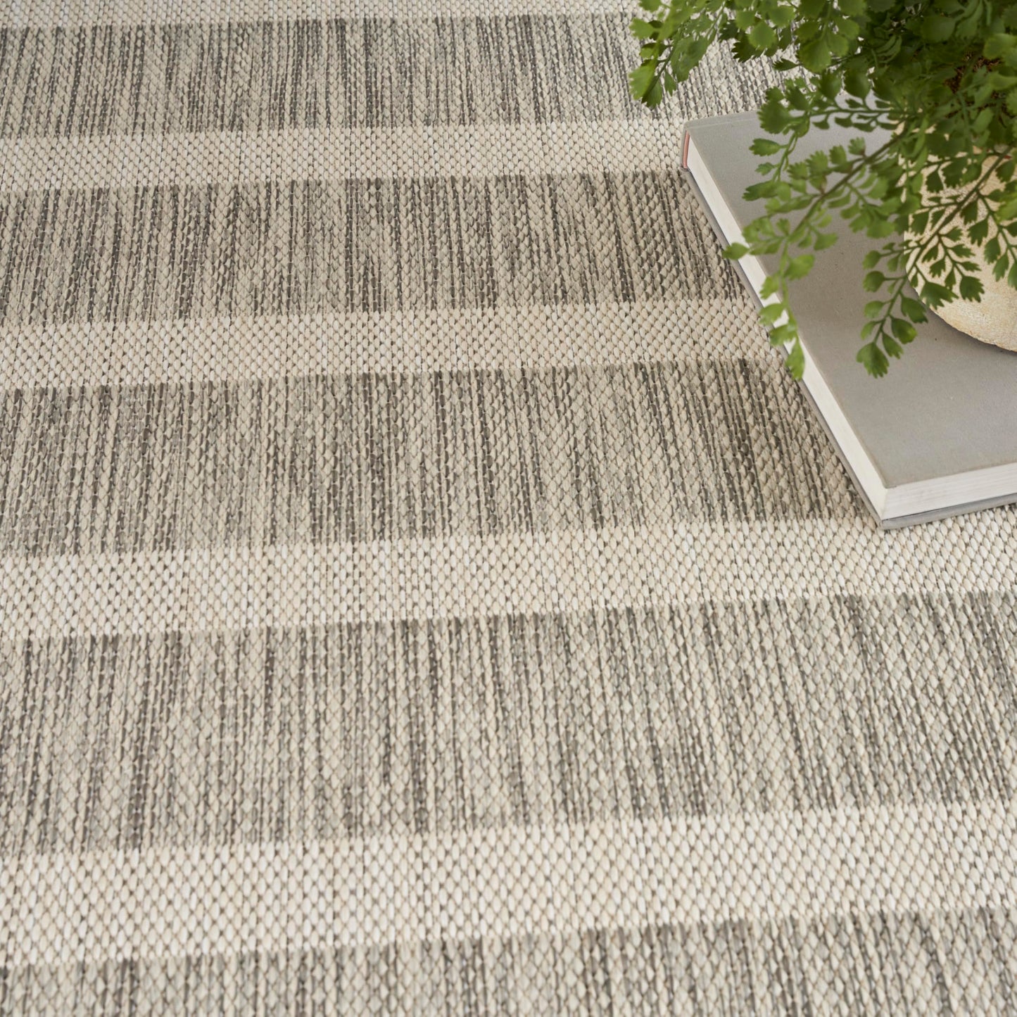 Nourison Home Positano Grey Ivory 7' x 10' Area Rug - Easy Clean, Non Shedding, Bed Room, Living Room, Dining Room, Kitchen (7' x 10')