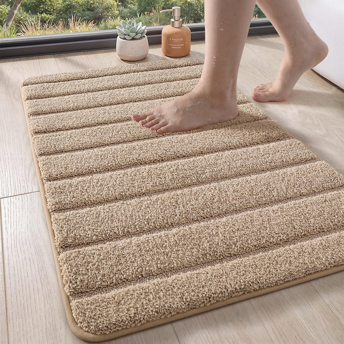DEXI Bathroom Rugs 30x17, Machine Washable Non Slip Bath Mat, Soft Microfiber Absorbent Quick Dry Bath Rugs for Shower Floor, Sink, Tub, Beige