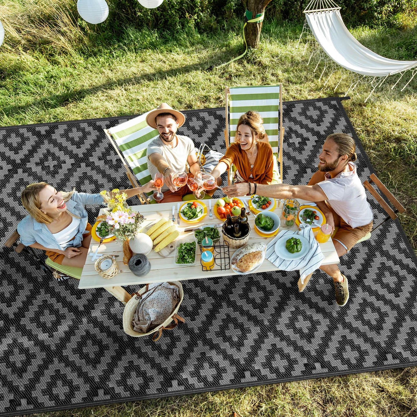 Outdoor Patio Plastic Straw Rug - 5x8 ft Outdoor Camping Rug Waterproof Reversible, Area Carpet Patios Clearance RV, Outside Porch Balcony Deck for Camper, Black & Grey