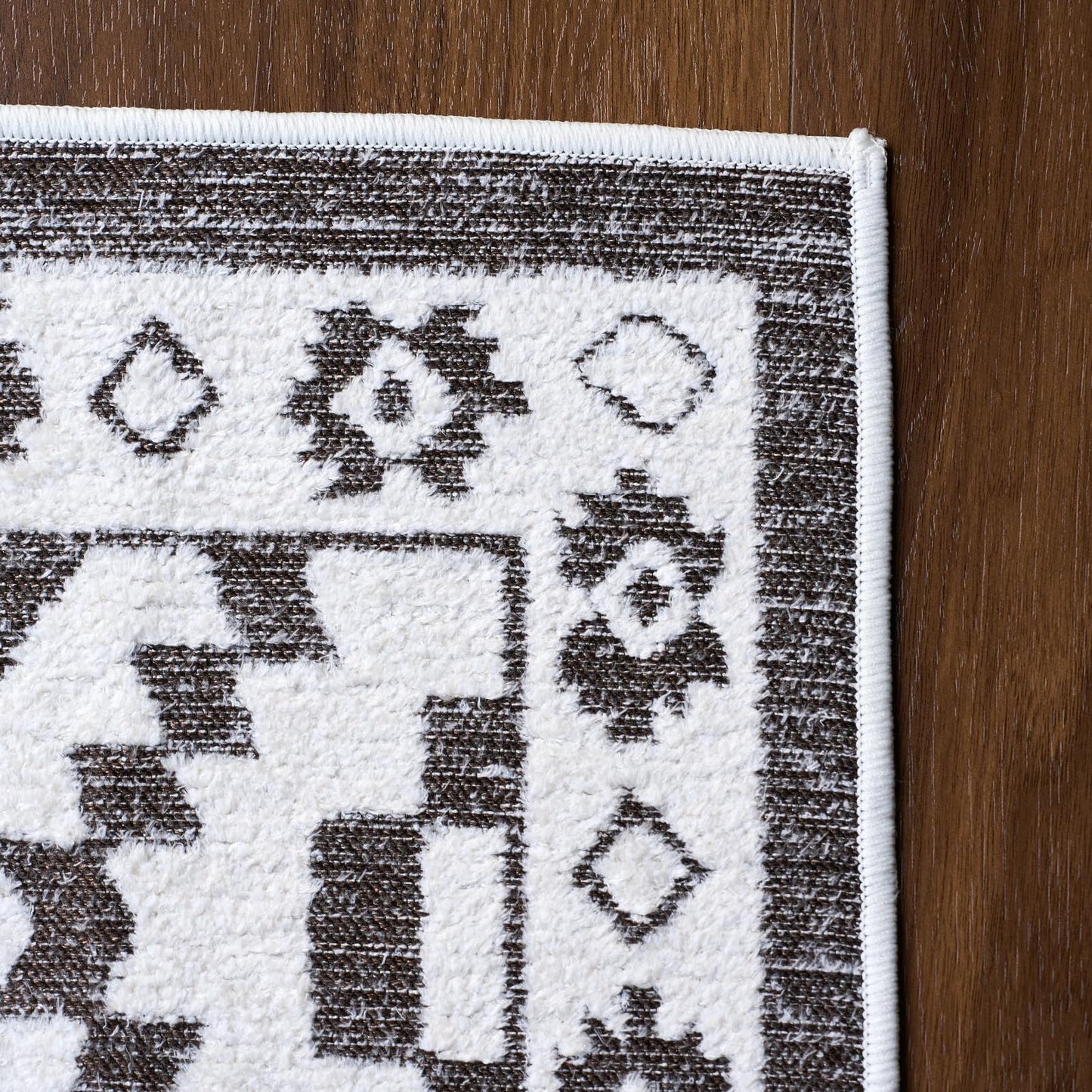 RAMEFILD Moroccan Washable Entryway Rug 2x3, Geometric Decorative Woven Area Rug, Non-Slip Boho Accent Soft Low-Pile Indoor Door Mat, Small Throw Rug for Bathroom Front Porch, Dark Brown/White