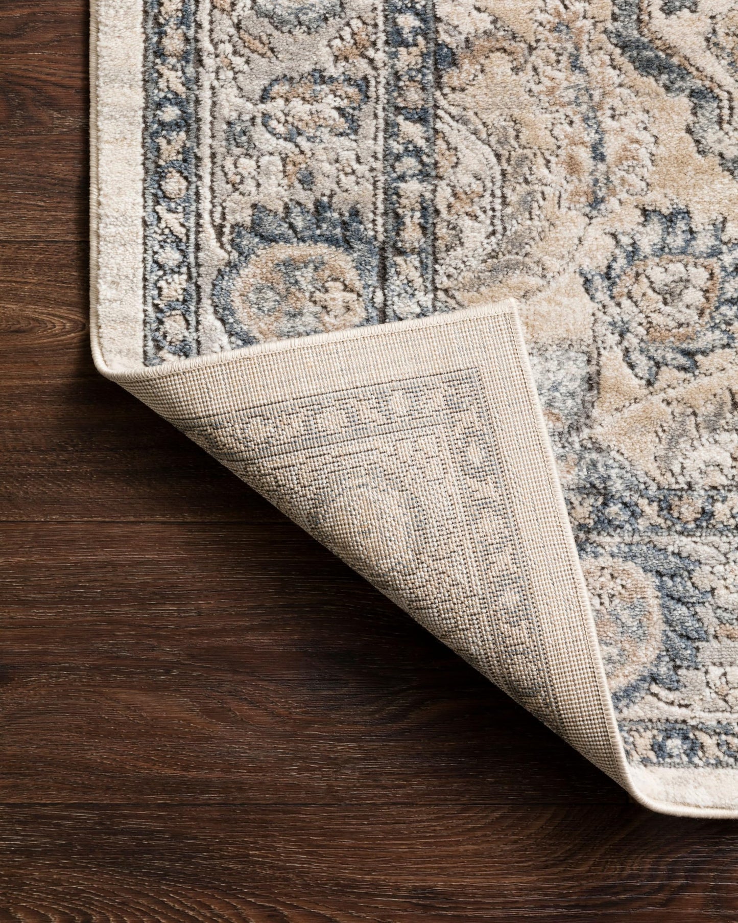 Loloi II Teagan Collection TEA-01 Natural/Lt. Grey 6'-7" x 9'-2", .25" Thick, Area Rug, Soft, Durable, Neutral, Woven, Low Pile, Non-Shedding, Easy Clean, Living Room Rug