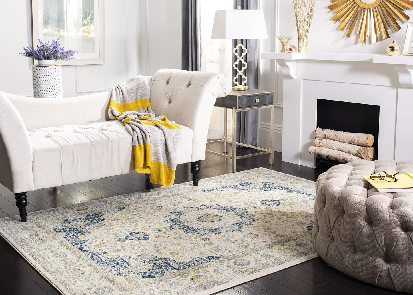 SAFAVIEH Area Rug 8x10 - Evoke Collection - Large - Ivory & Blue, Shabby Chic Oriental Medallion Design, Non-Shedding & Easy to Clean, Ideal for Living Room, Bedroom, Dining Space (EVK220C)