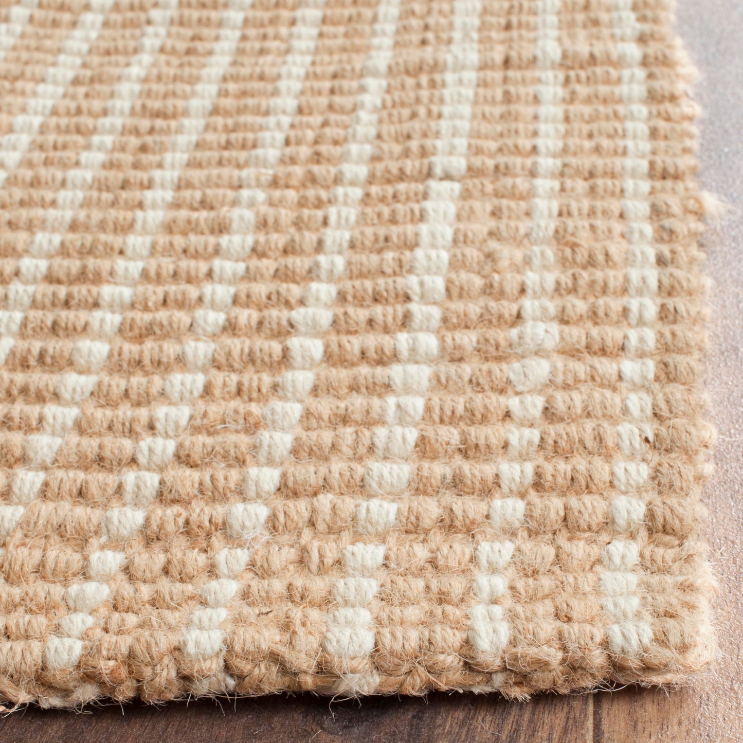 SAFAVIEH Area Rug 8x10 - Natural Fiber Collection - Large - Ivory & Beige, Handmade Jute, Ideal for Living Room, Bedroom, Dining Space (NF449A)