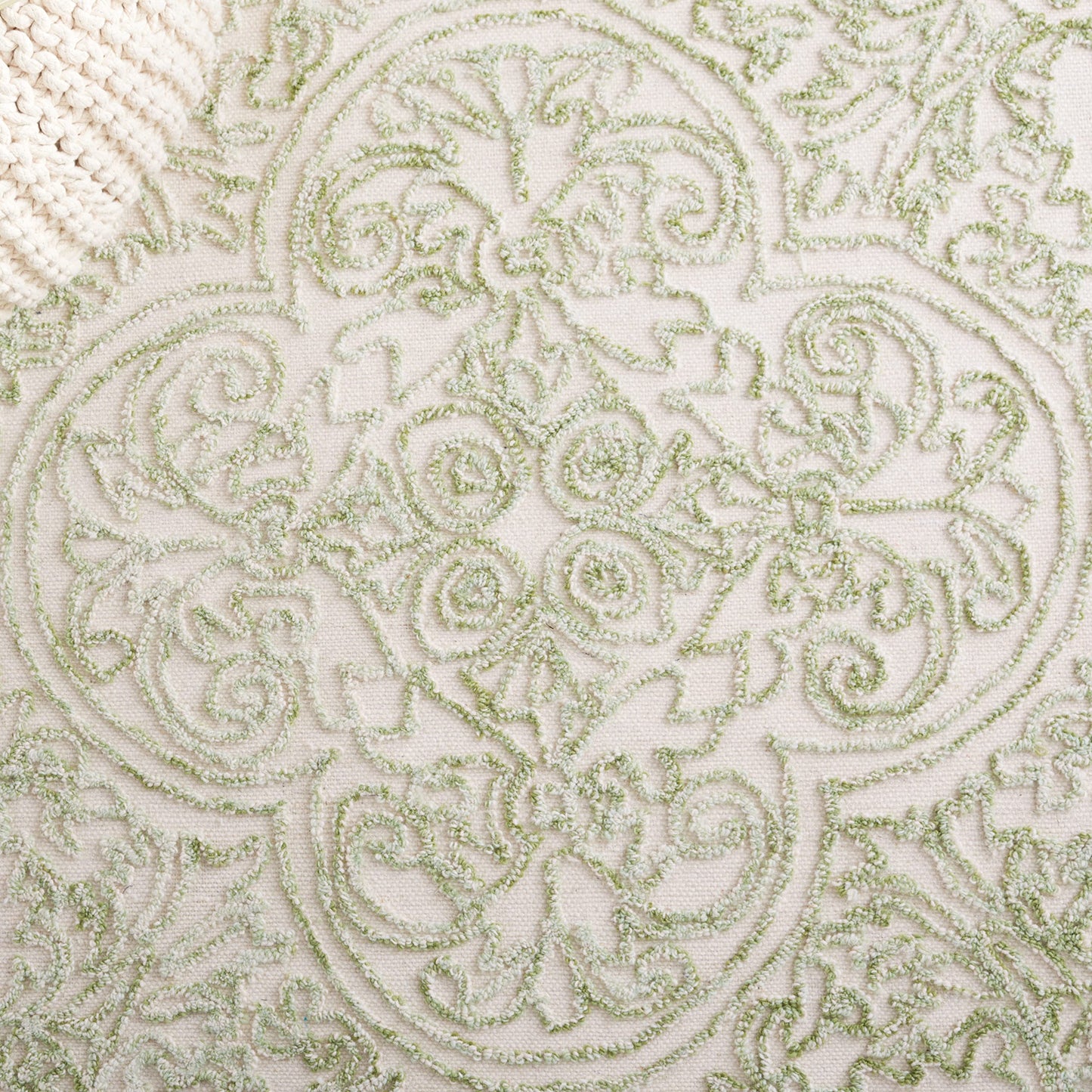 SAFAVIEH Trace Collection Accent Rug - 3' x 5', Ivory & Green, Handmade Wool, Ideal for High Traffic Areas in Entryway, Living Room, Bedroom (TRC101Y)