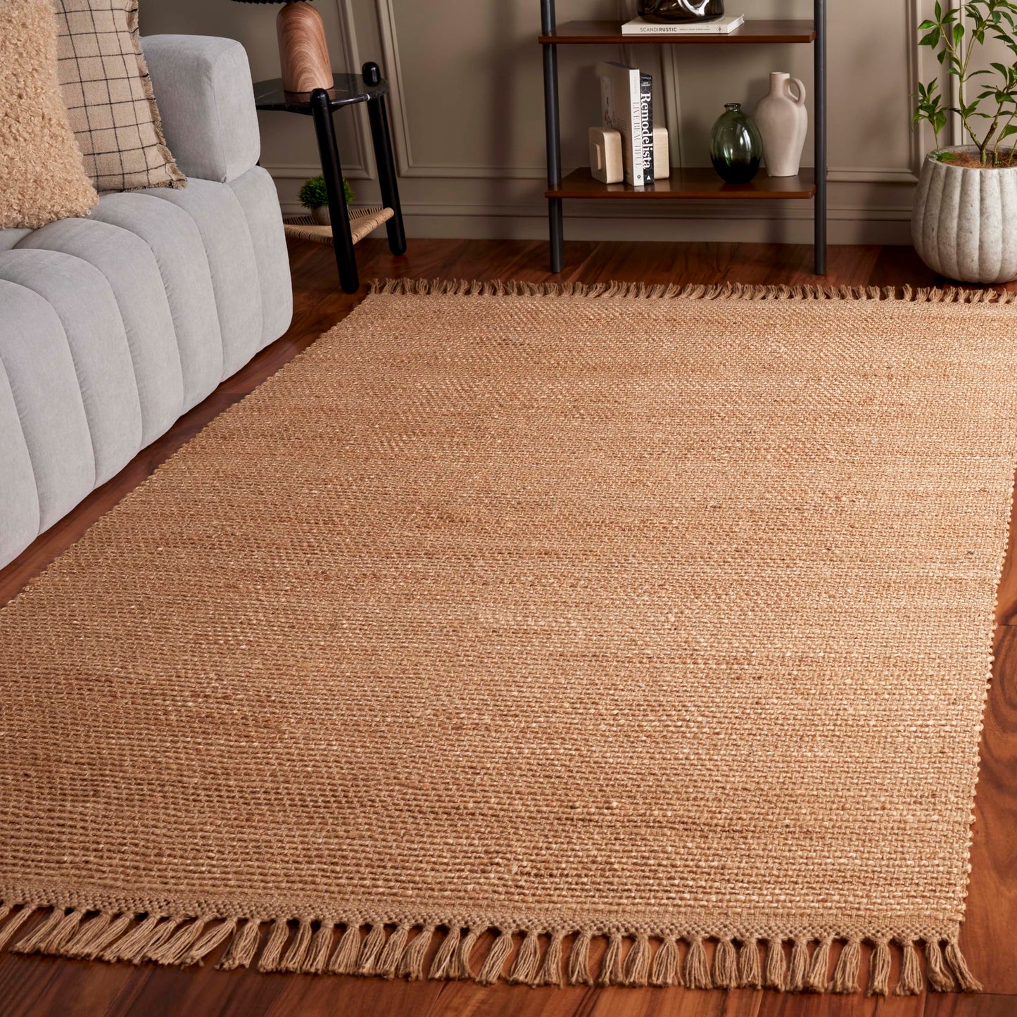 SAFAVIEH Natural Fiber Collection Area Rug - 4' x 6', Natural, Geometric Design, Ideal for High Traffic Areas in Living Room, Bedroom, Dining (NF357A)