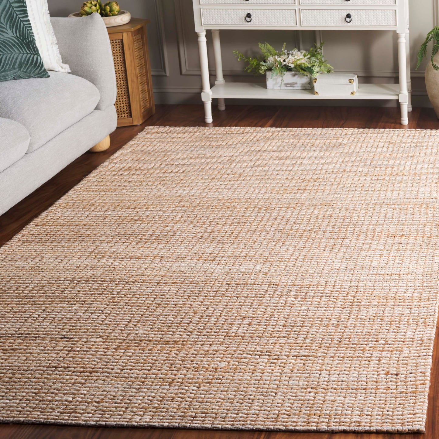 SAFAVIEH Natural Fiber Collection Accent Rug - 4' x 6', Natural & Ivory, Handmade Hemp, Ideal for The Living Room, Dining, Bedroom (NF559A)