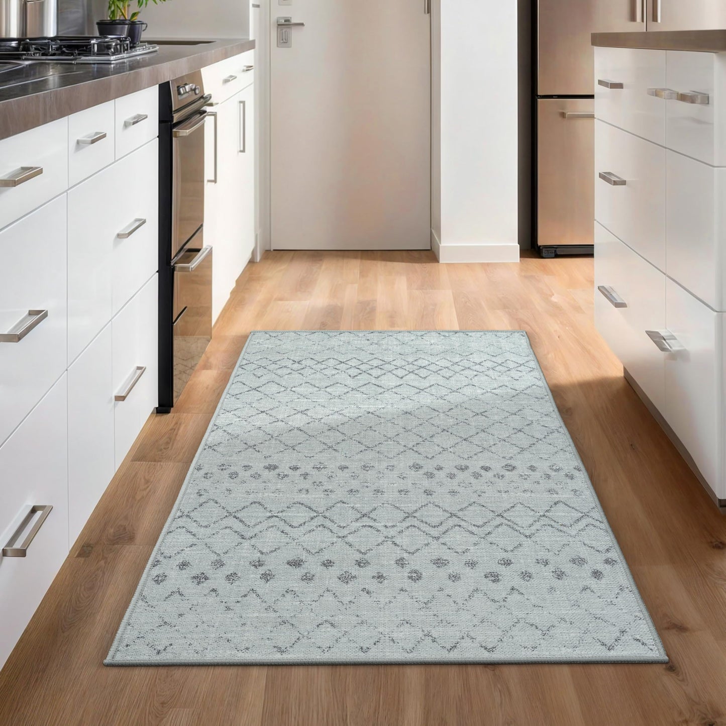 GLN Rugs Contemporary - Timgad - Machine Washable Runner Rug, Modern Washable, Non Slip, Low Pile Chenille Area Rug, Hallway, Bedroom, Kitchen Rug - Easy Clean (2'6" x 7' Gray 0166)