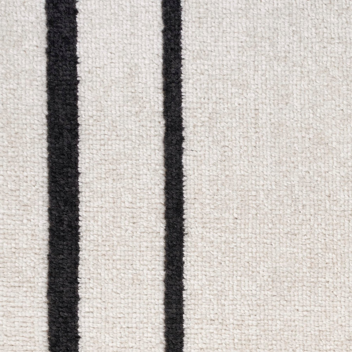 Nourison Home Nourison Essentials Ivory/Black 6' x 9' Area Rug - Easy Clean, Non Shedding, Bed Room, Living Room, Dining Room, Kitchen (6' x 9')