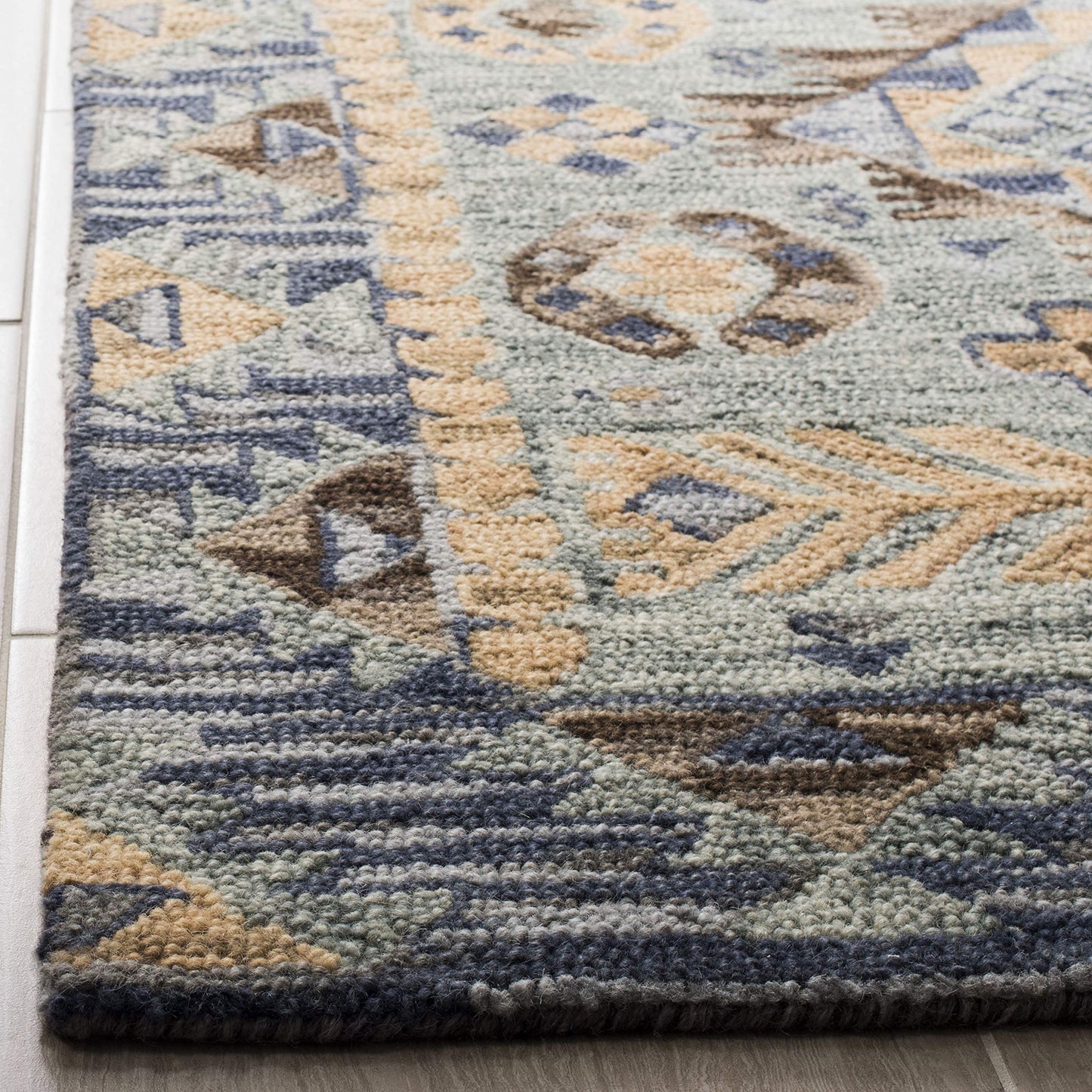SAFAVIEH Aspen Collection Area Rug - 9' x 12', Blue & Beige, Handmade Boho Wool, Ideal for High Traffic Areas in Living Room, Bedroom (APN504A)
