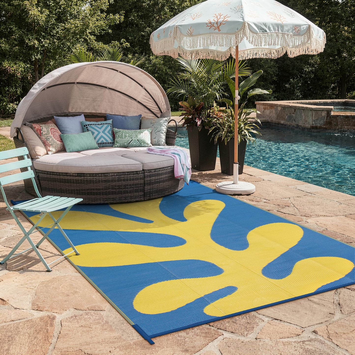 Wonnitar Abstract Outdoor Rug 6x9, Modern Coral Waterproof Reversible Plastic Straw Rug for Patio, Foldable Lightweight Outside Carpet for Deck, Balcony, RV, Beach, Blue/Yellow