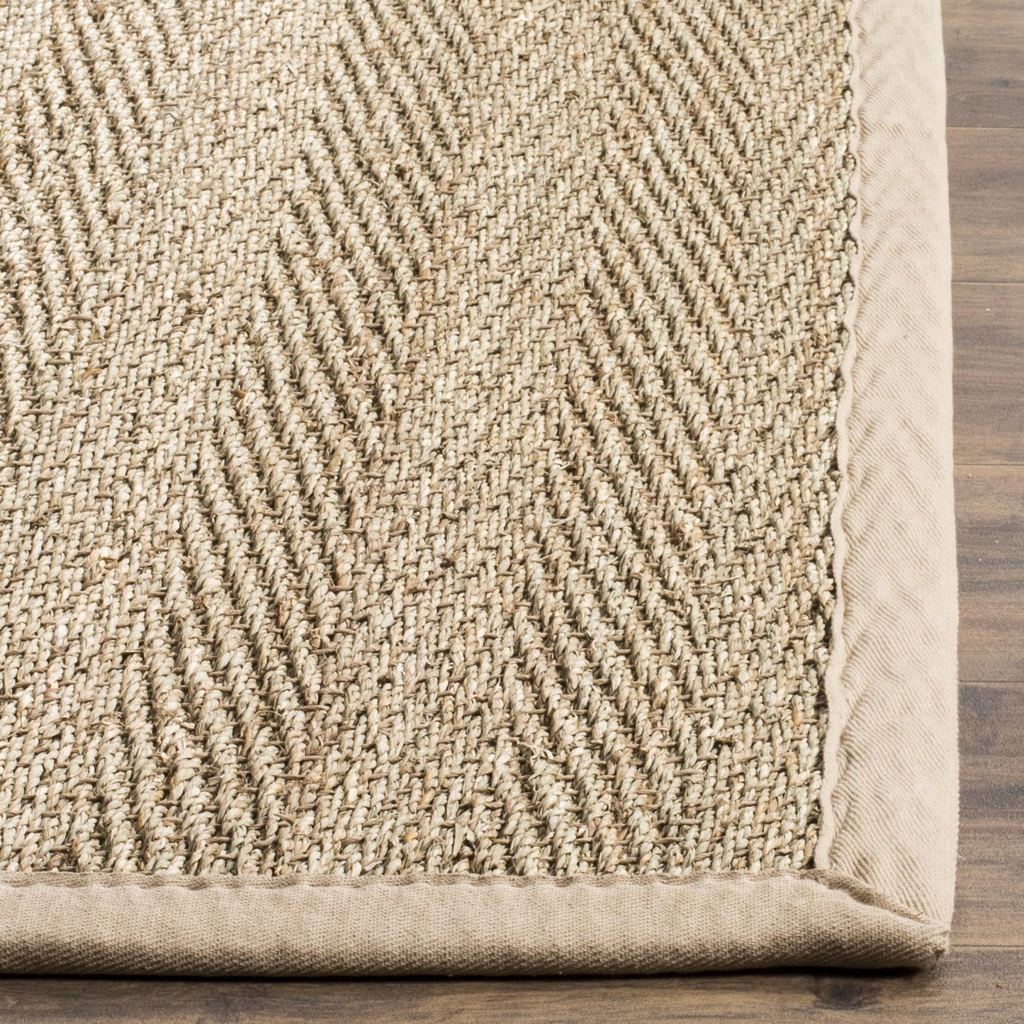 SAFAVIEH Area Rug 5x8 - Natural Fiber Collection - Natural & Beige, Seagrass, Herringbone Pattern with Border (NF115A)