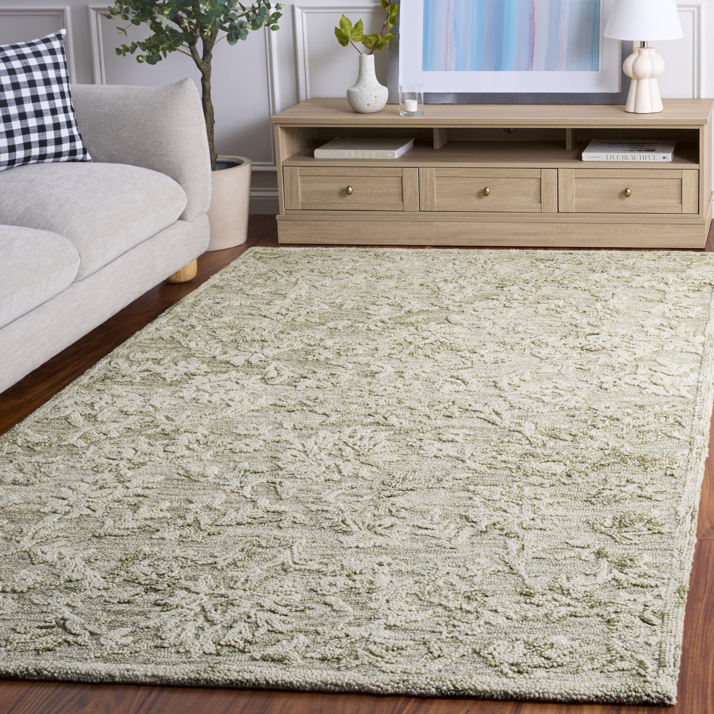 SAFAVIEH Area Rug 6x9 - Blossom Collection - Sage & Ivory, Handmade Wool, Ideal for Living Room, Bedroom, Dining Space (BLM411W)