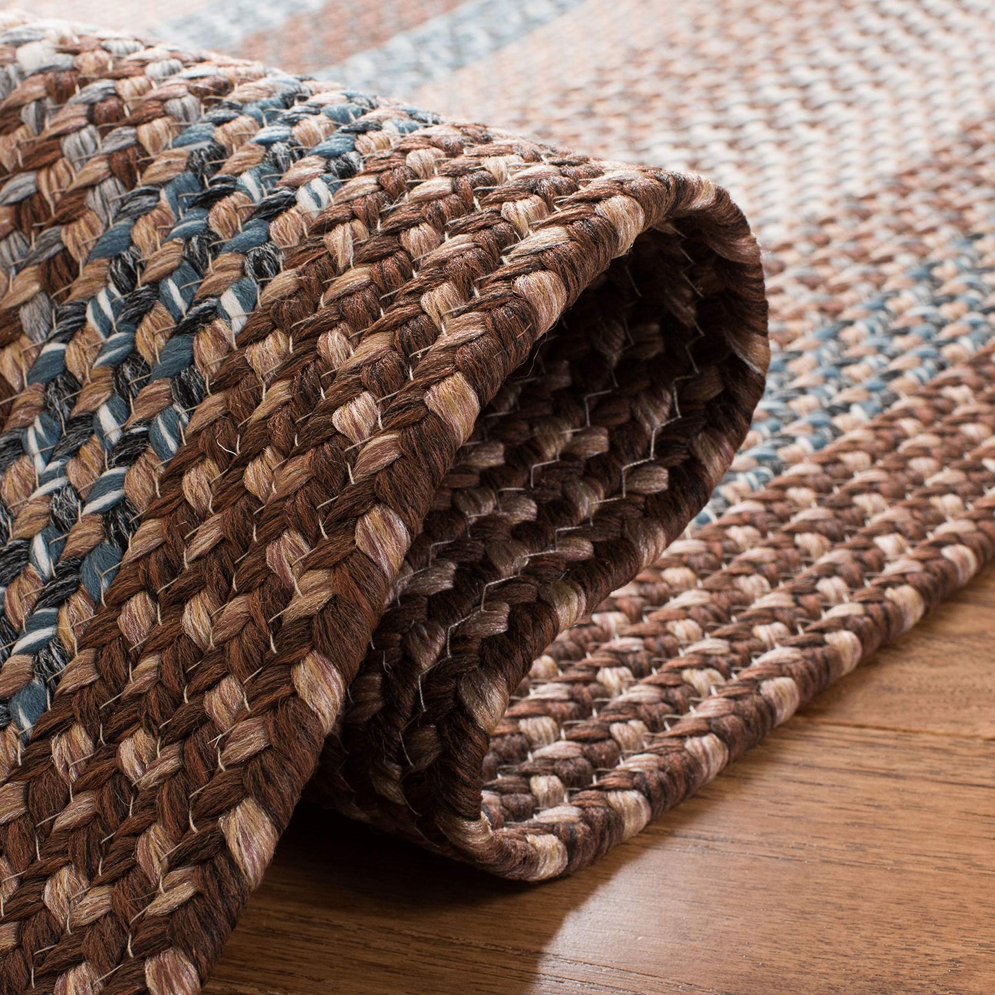 SAFAVIEH Washable Rug Outdoor Braided Collection - 7'x 10', Brown & Multi, Handmade & Reversible, Non-Shedding & Easy to Clean, Ideal for Patio, Backyard, Mudroom (BRD313A)
