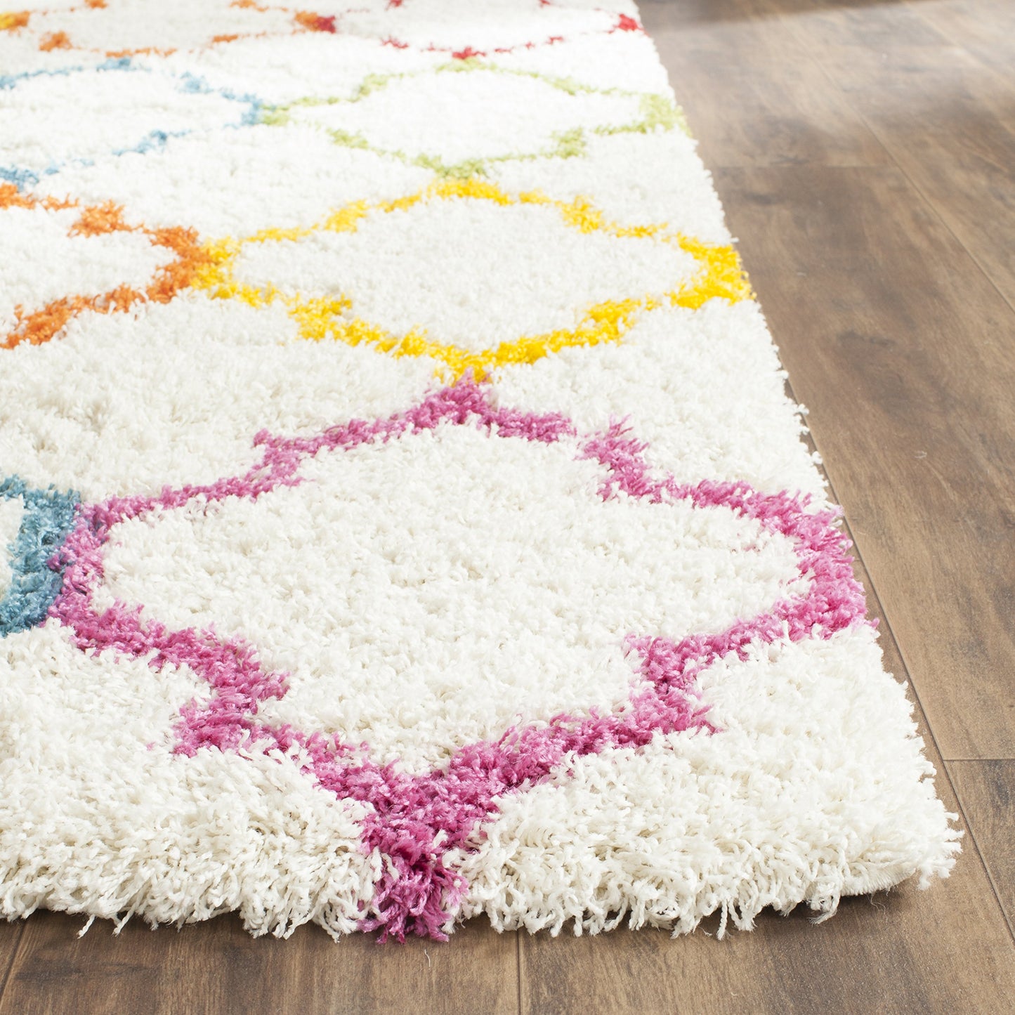 SAFAVIEH Kids Shag Collection Accent Rug - 4' x 6', Ivory & Multi, Rainbow Trellis Design, Non-Shedding & Easy Care, 2-inch Thick Ideal for High Traffic Areas in Foyer, Living Room, Bedroom (SGK569A)