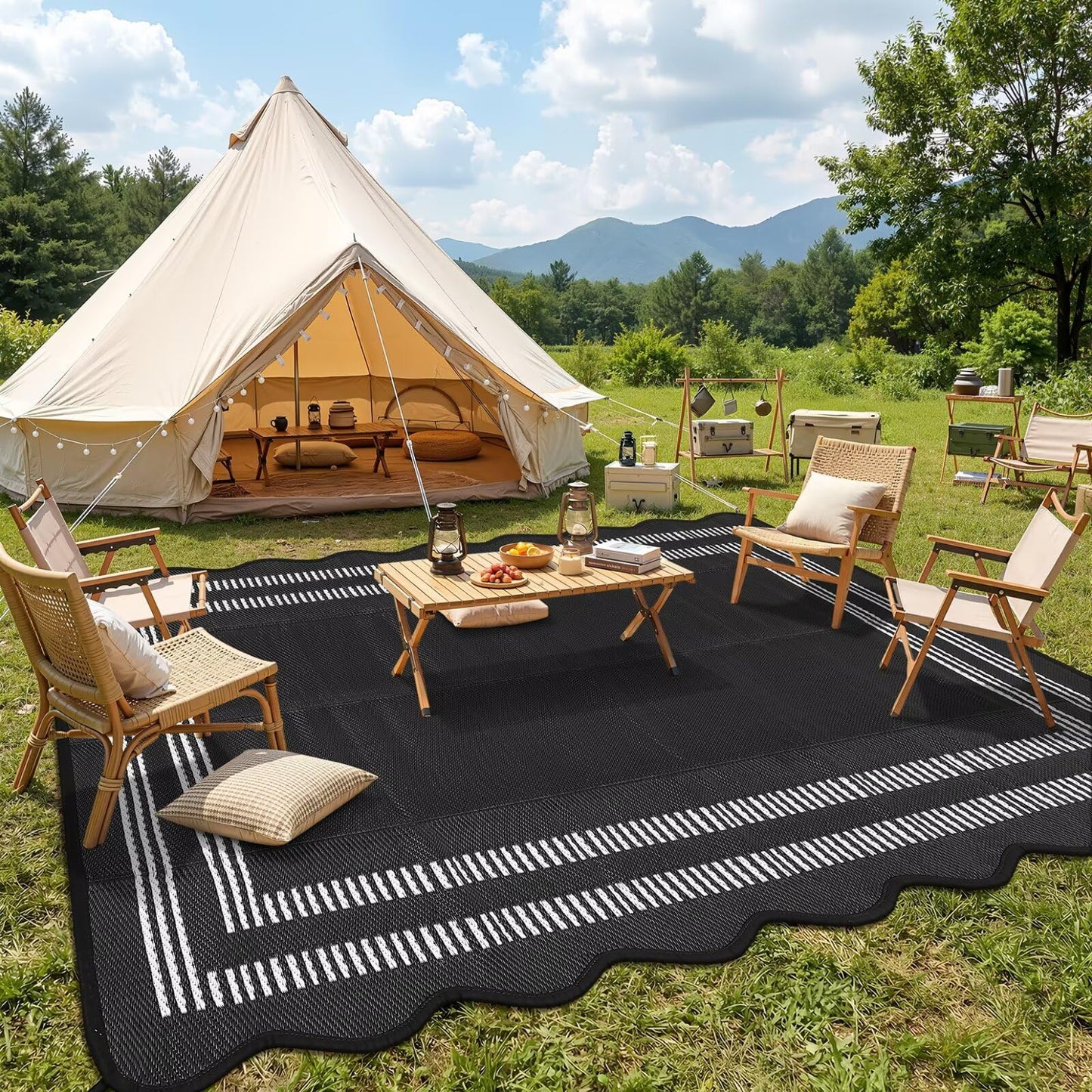 Garvee Waterproof Outdoor Rug 8x10, Scalloped Geometric Foldable Plastic Straw Patio Camping Rug, Outdoor RV Carpet for Deck Camper Porch Balcony Backyard Picnic Beach Black and White