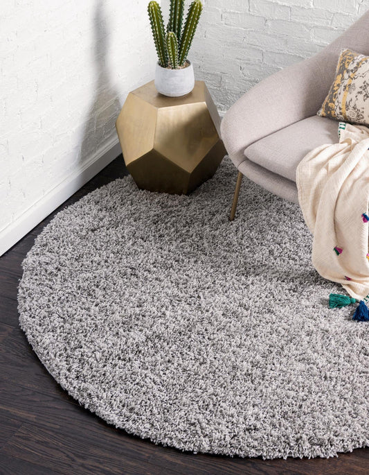 Unique Loom Solid Shag Collection Area Rug (5' 3" Round, Cloud Gray)