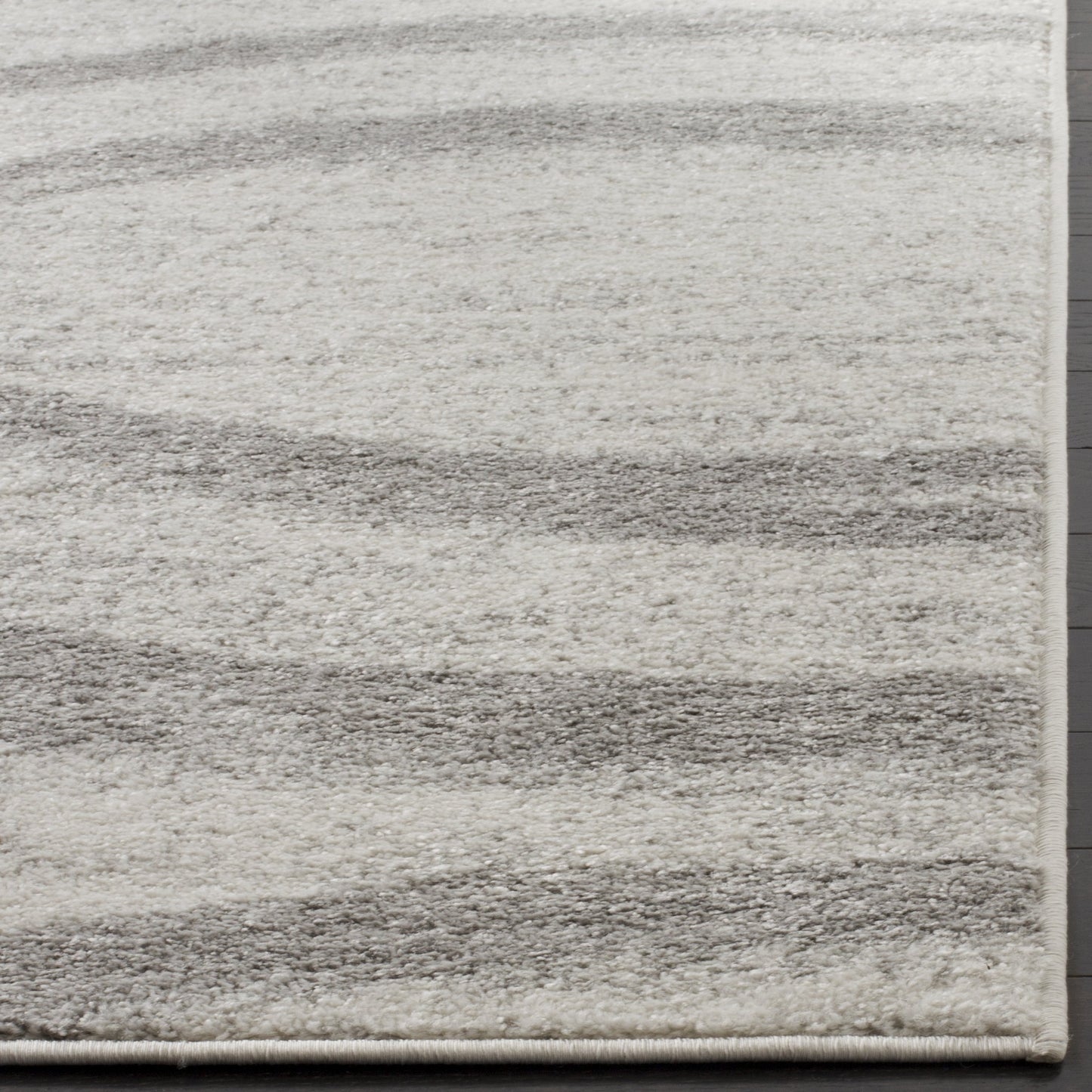 SAFAVIEH Area Rug 8x10 - Adirondack Collection - Large - Cream & Grey, Modern Wave Design, Non-Shedding & Easy to Clean, Ideal for Living Room, Bedroom, Dining Space (ADR125C)