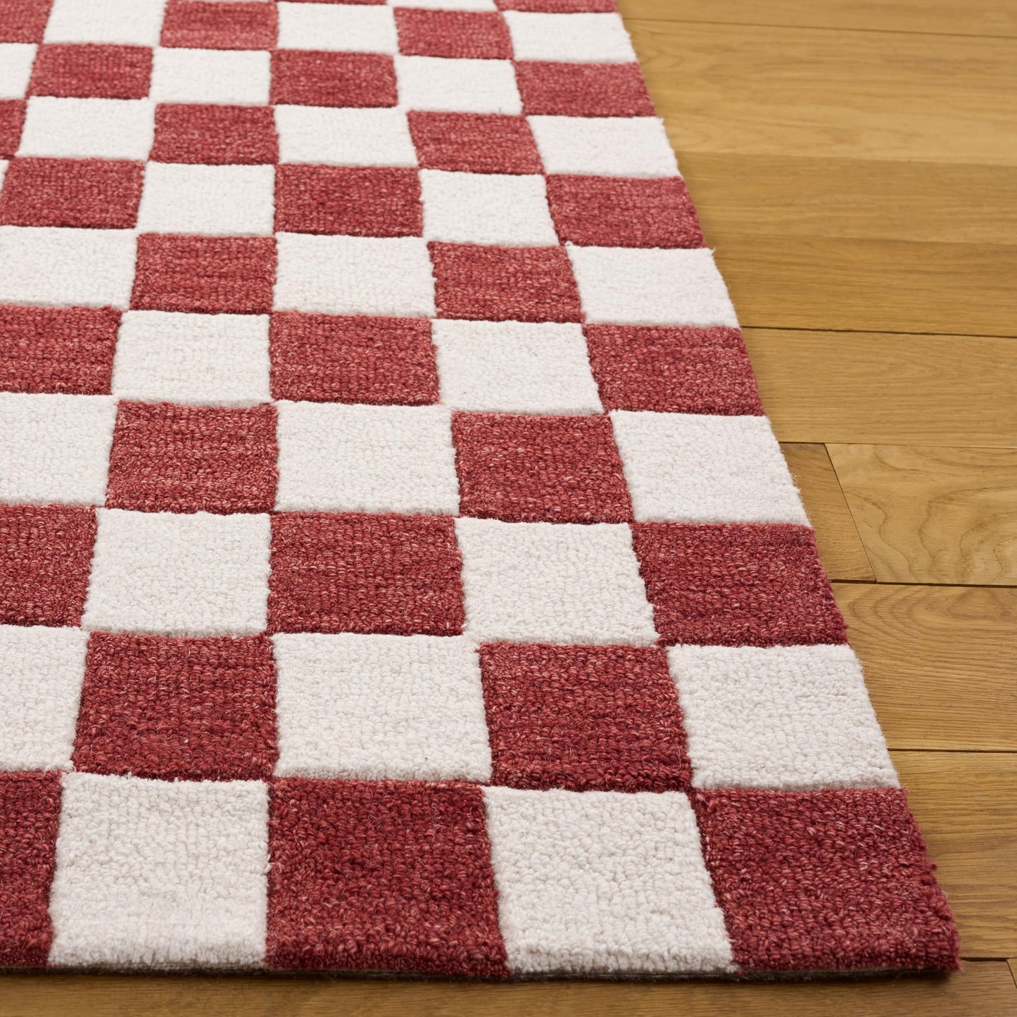 SAFAVIEH Area Rug 5x8 - Ebony Collection - Red & Ivory, Handmade Wool, Checkered Design, Ideal for Living Room, Bedroom, Dining Space (EBN175Q)
