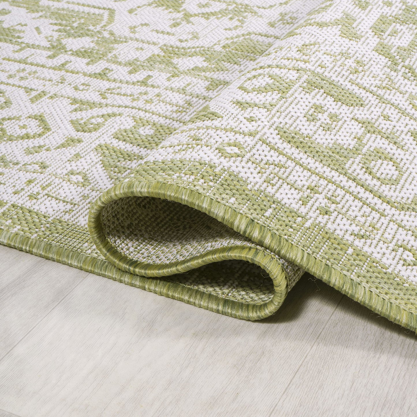 JONATHAN Y Medallion Weave Indoor Outdoor Runner Rug 2X10 Green/Cream, Sinjuri Textured for Backyard, Patio, Porch, Easy-Cleaning, High Traffic, Pet-Friendly, Non-Shedding (SMB101E-210)