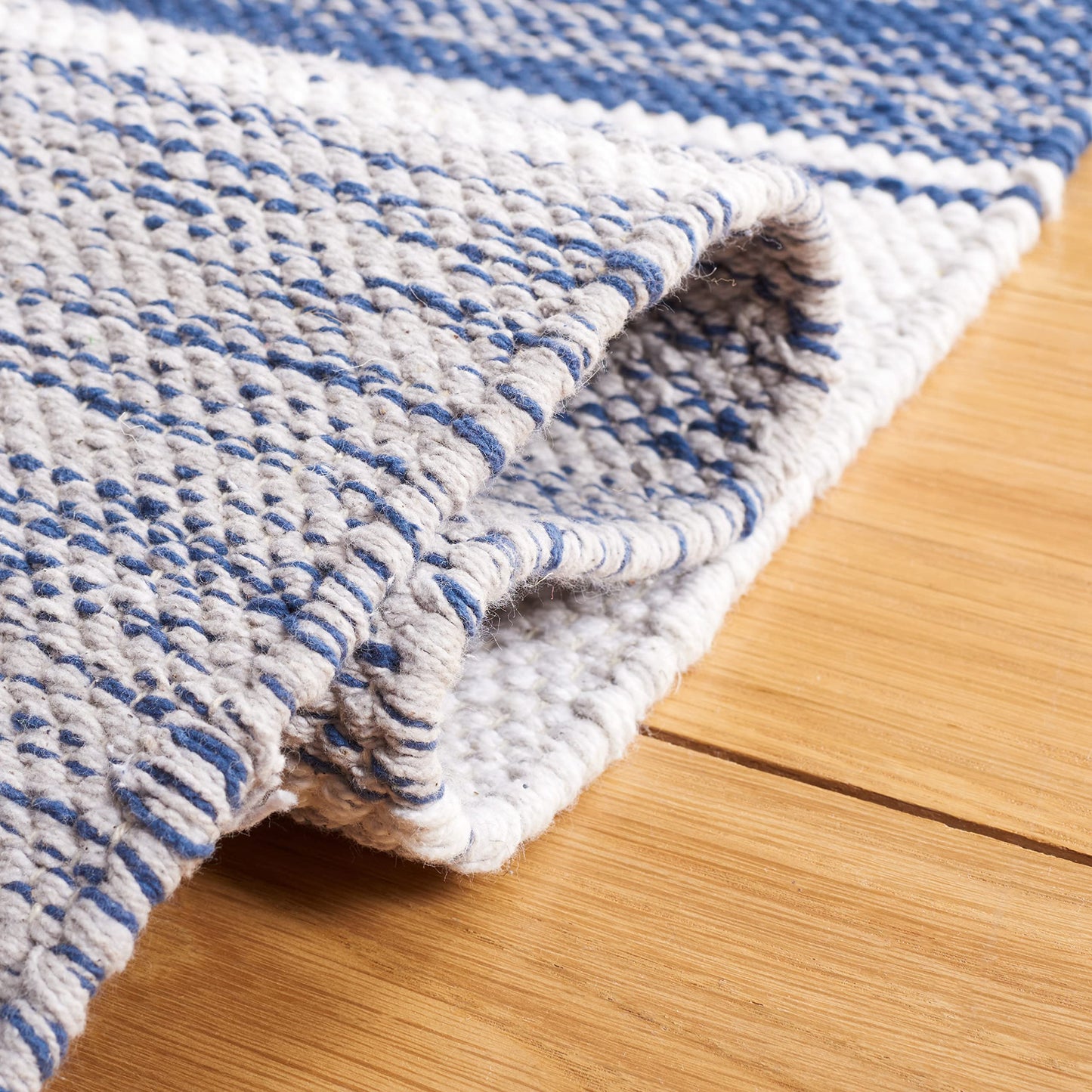 SAFAVIEH Striped Kilim Collection Area Rug - 5' x 8', Grey & Blue, Flat Weave Cotton Design, Easy Care, Ideal for High Traffic Areas in Living Room, Bedroom (STK804M)