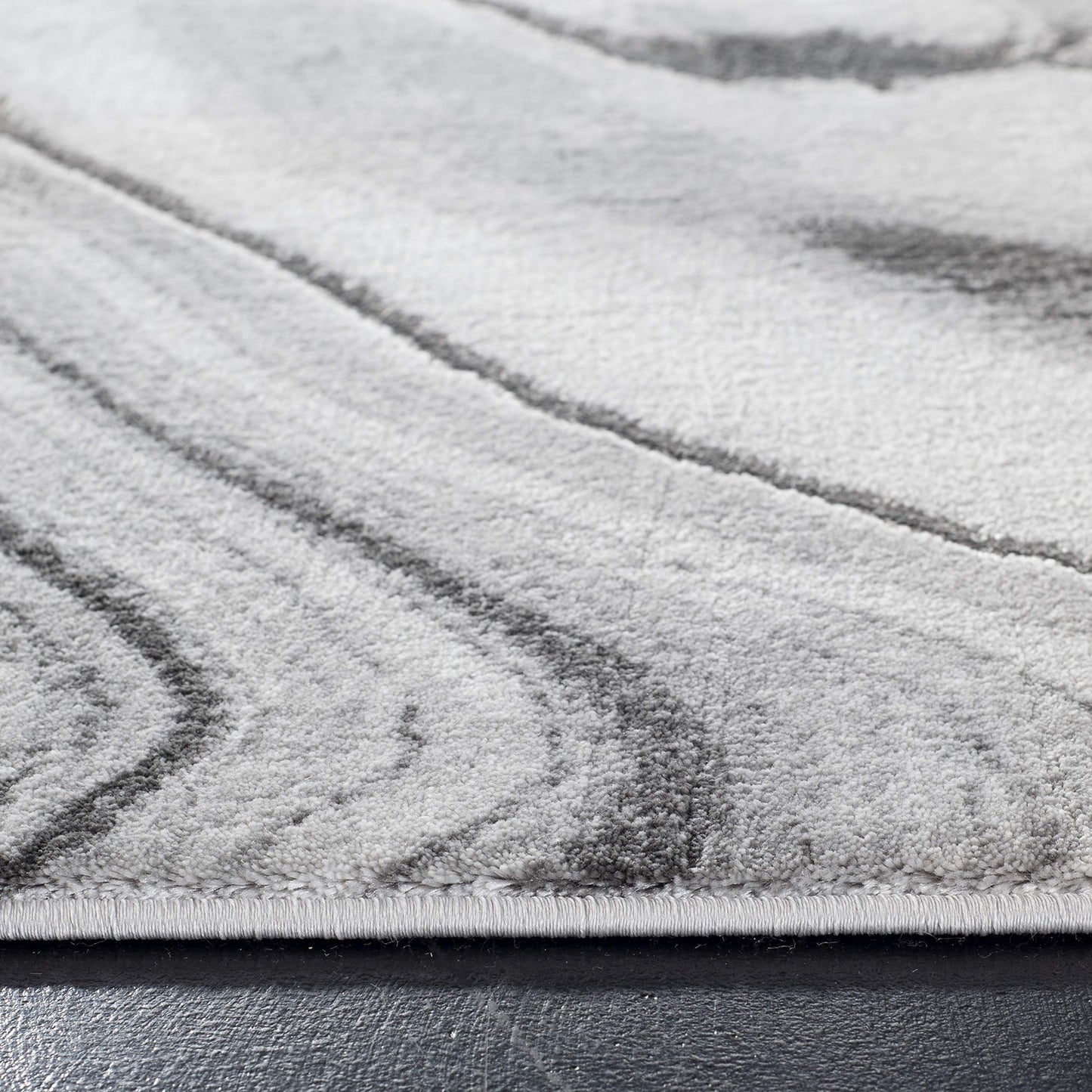 SAFAVIEH Area Rug 8x10 - Craft Collection - Large - Grey & Silver, Modern Abstract Design, Non-Shedding & Easy Cleaning, Ideal for Living Room, Bedroom, Office, Dining Space (CFT819G)