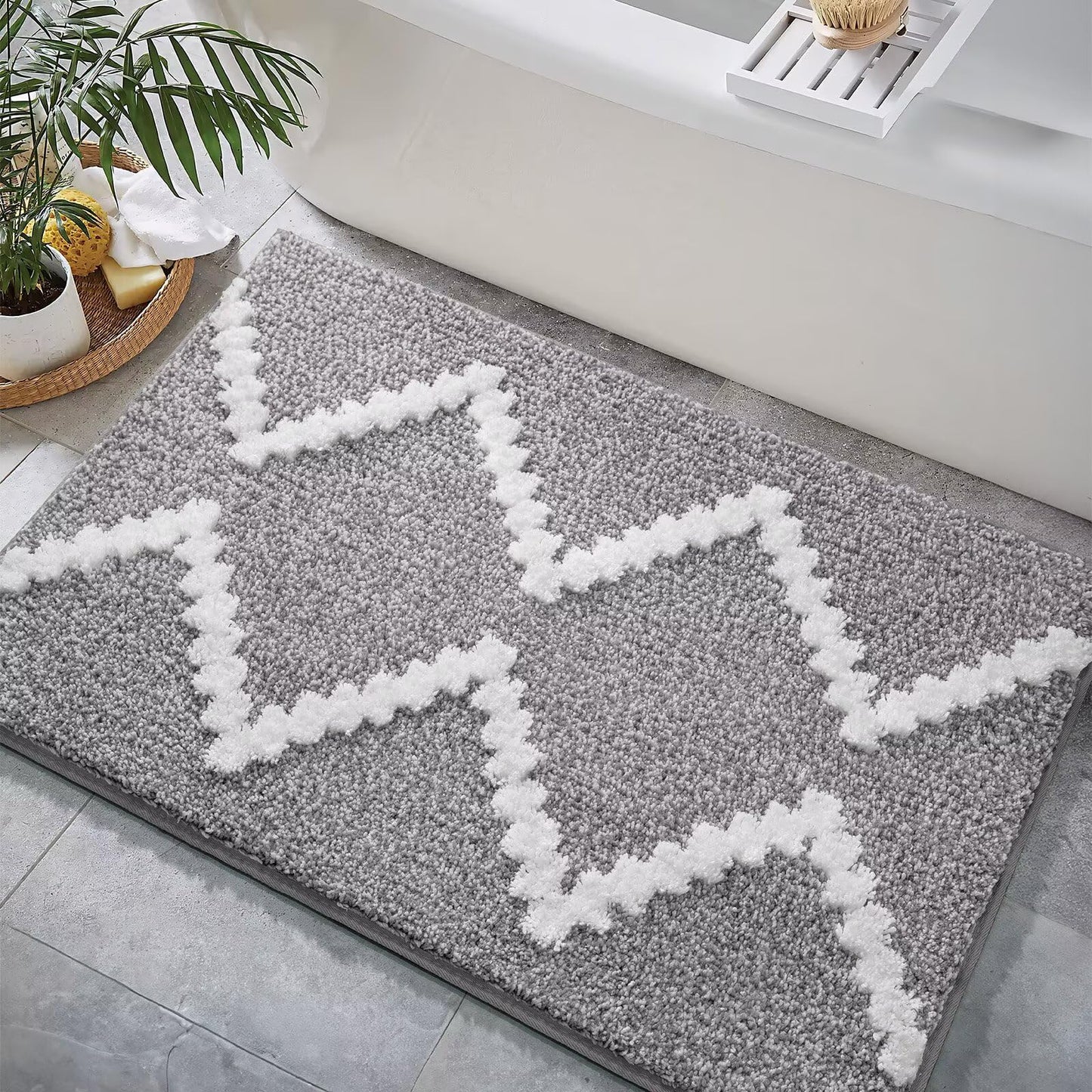 DEXDE Bathroom Rugs 20" x 30", Extra Soft Absorbent Microfiber Bath Rugs Non Slip Quick Dry Rubber Backing Machine Washable Bath Mats for Bathroom Floor, Shower, Home Decor Accessories, Grey