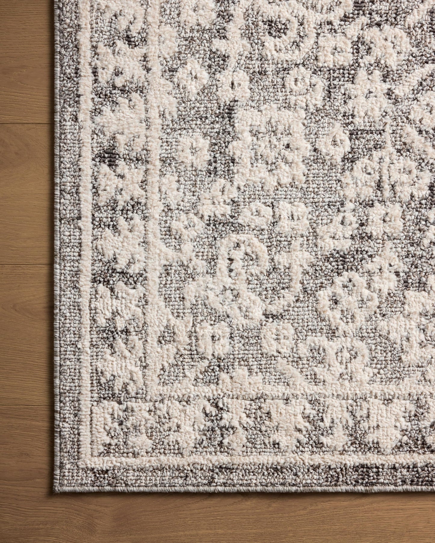 Loloi Magnolia Home by Joanna Gaines Gigi Collection GIG-01 Grey/Ivory 5'-3" x 7'-6" Area Rug