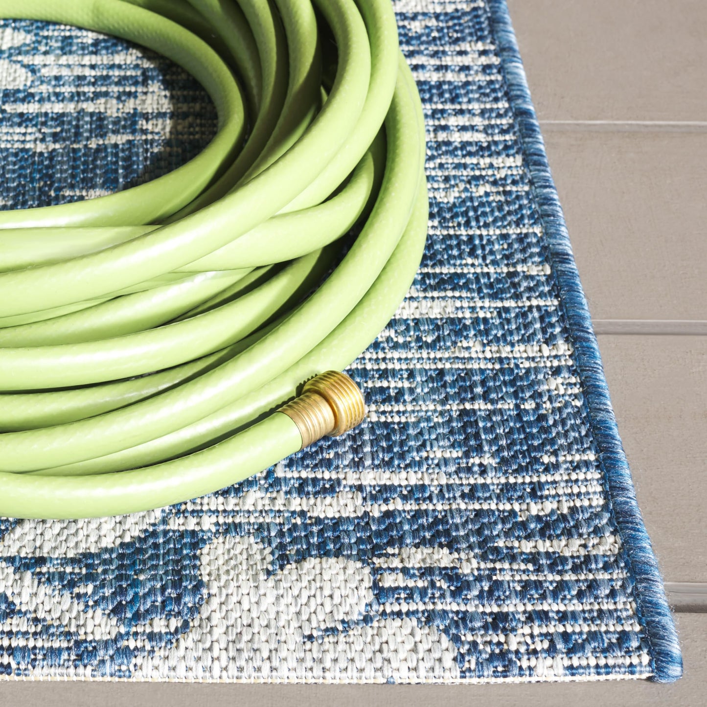 SAFAVIEH Courtyard Collection 9' x 12' Navy/Grey CY8064 Indoor/-Outdoor Waterproof Easy-Cleaning Patio Backyard Mudroom Area-Rug