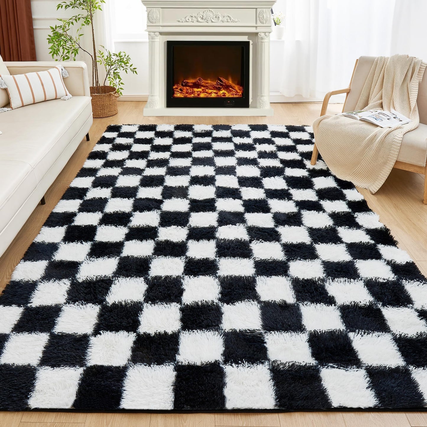 Andency 5x7 Ft Black and White Area Rug for Living Room Classic Checkered Shaggy Rug Non-Slip High Pile Soft Fluffy Rug Fuzzy Carpet Bedroom Kids Toddler Room Nursery Playroom Bedroom