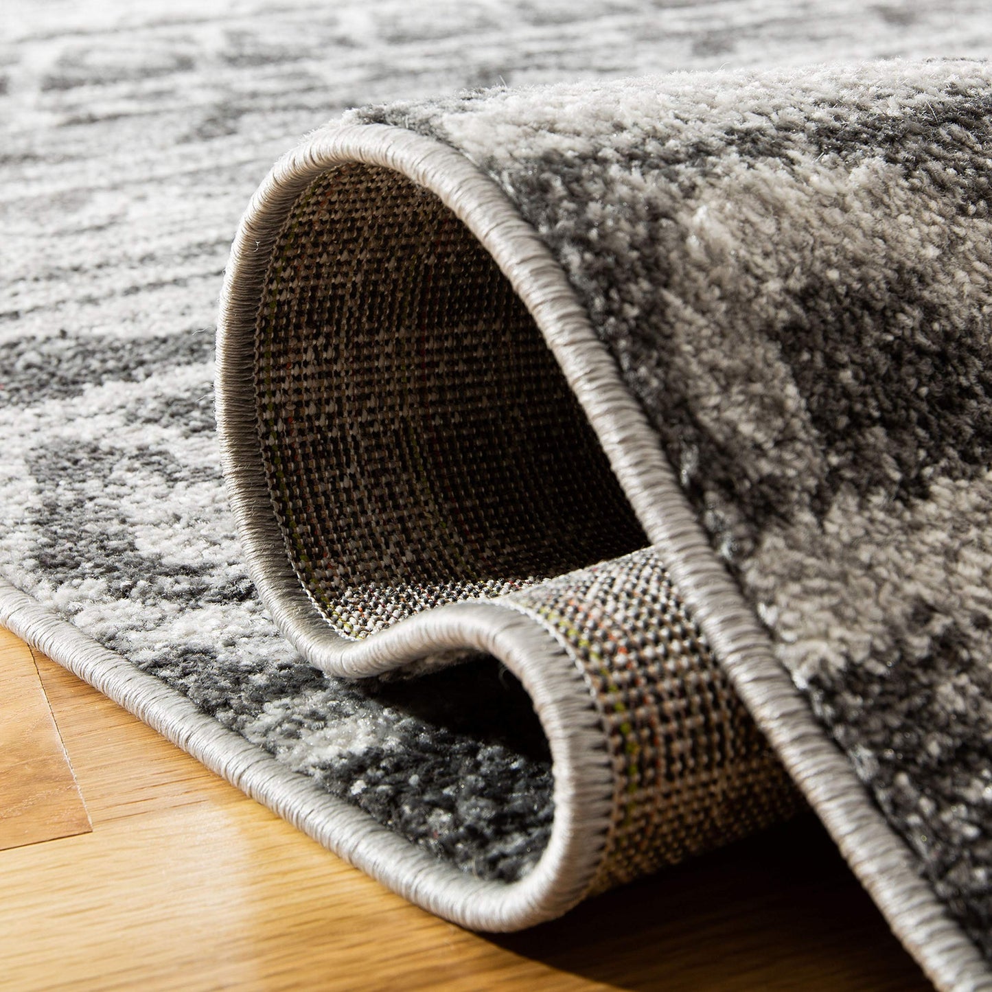 SAFAVIEH Area Rug 8x10 - Adirondack Collection - Large - Ivory & Charcoal, Moroccan Boho Tribal Design, Non-Shedding & Easy Cleaning, Ideal for Living Room, Bedroom, Office, Dining Space (ADR119N)
