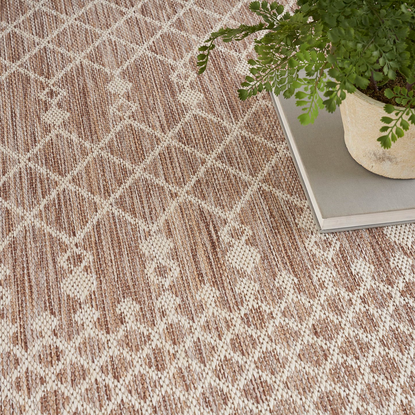 Nourison Home Positano Beige 7' x 10' Area Rug - Easy Clean, Non Shedding, Bed Room, Living Room, Dining Room, Kitchen (7' x 10')