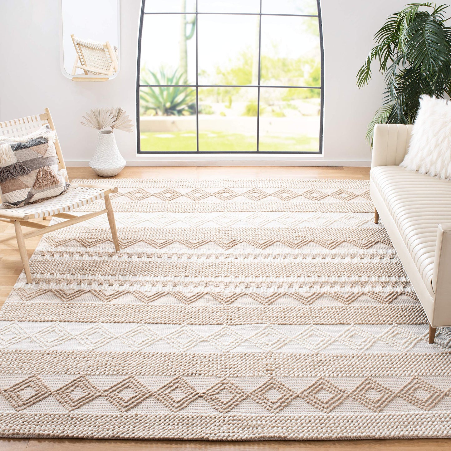 SAFAVIEH Natura Collection Area Rug - 8' x 10', Beige & Ivory, Handmade Moroccan Boho Tribal Wool & Cotton, Ideal for High Traffic Areas in Living Room, Bedroom (NAT102B)