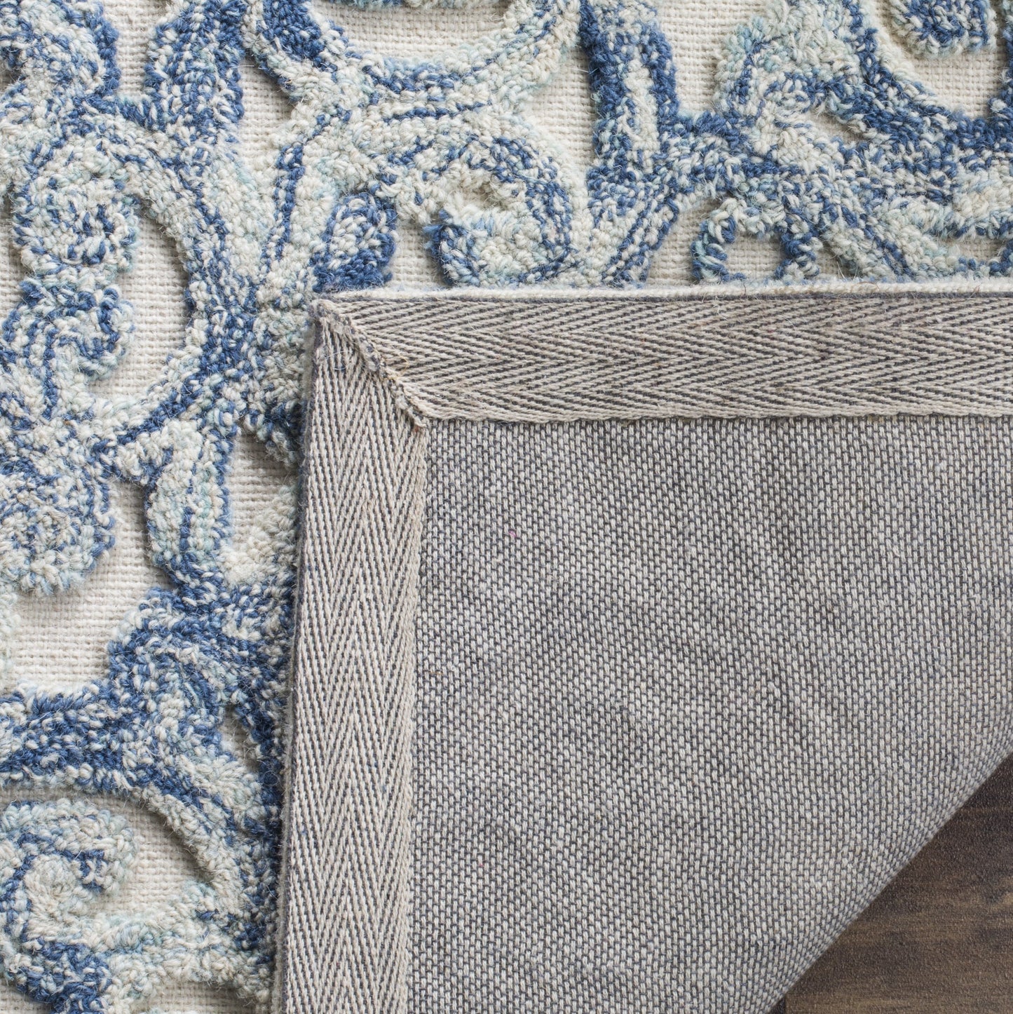 SAFAVIEH Trace Collection Area Rug - 9' x 12', Blue & Ivory, Handmade Wool, Ideal for High Traffic Areas in Living Room, Bedroom (TRC103B)