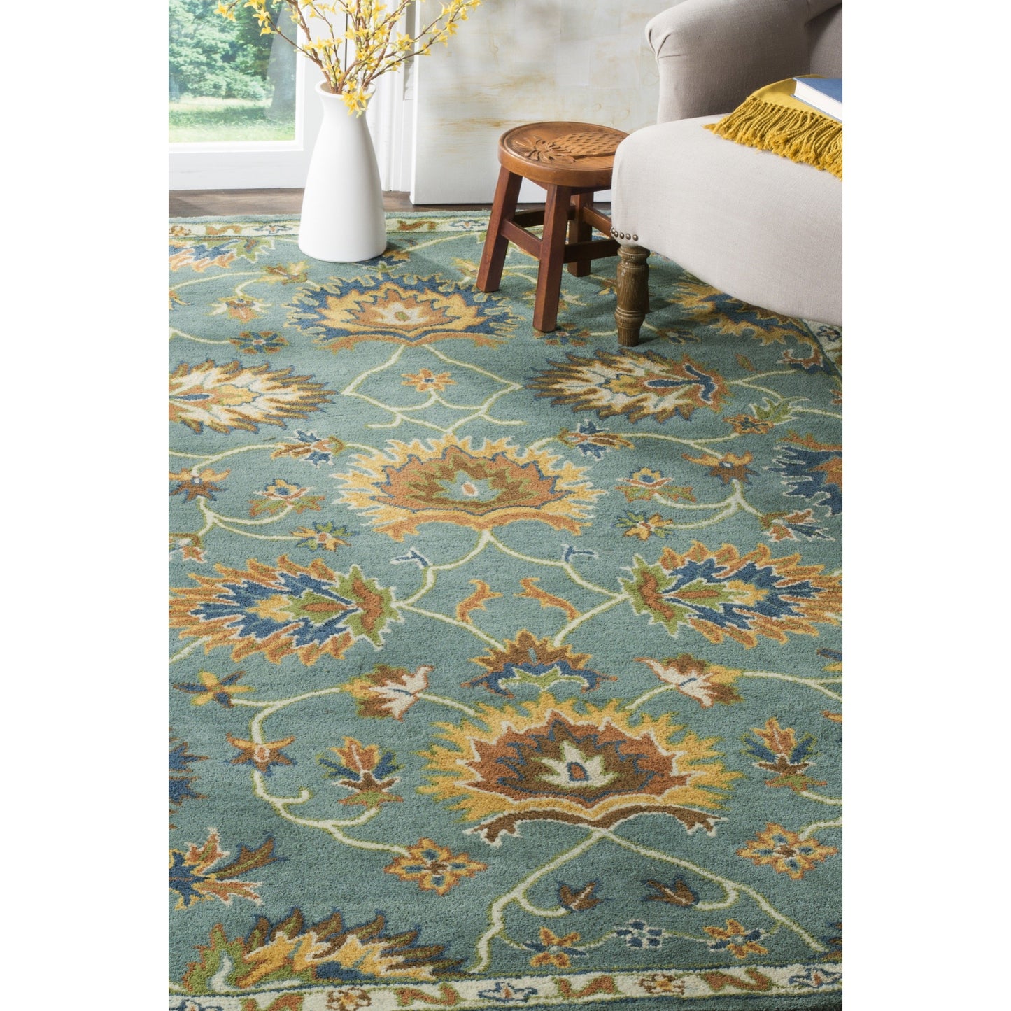 SAFAVIEH Area Rug 8x10 - Heritage Collection - Large - Light Blue, Handmade Wool, Traditional Oriental Design, Ideal for Living Room, Bedroom, Office, Dining Space (HG651A)