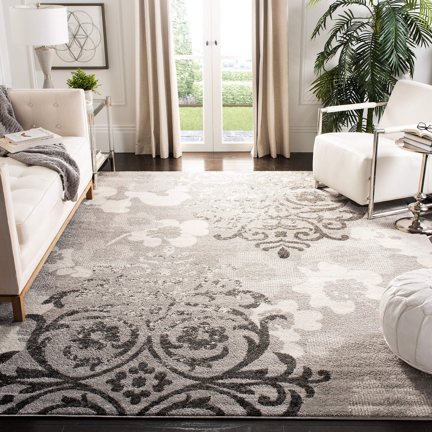 SAFAVIEH Adirondack Collection Area Rug - 6' x 9', Silver & Ivory, Floral Glam Damask Distressed Design, Non-Shedding & Easy Care, Ideal for High Traffic Areas in Living Room, Bedroom (ADR114B)