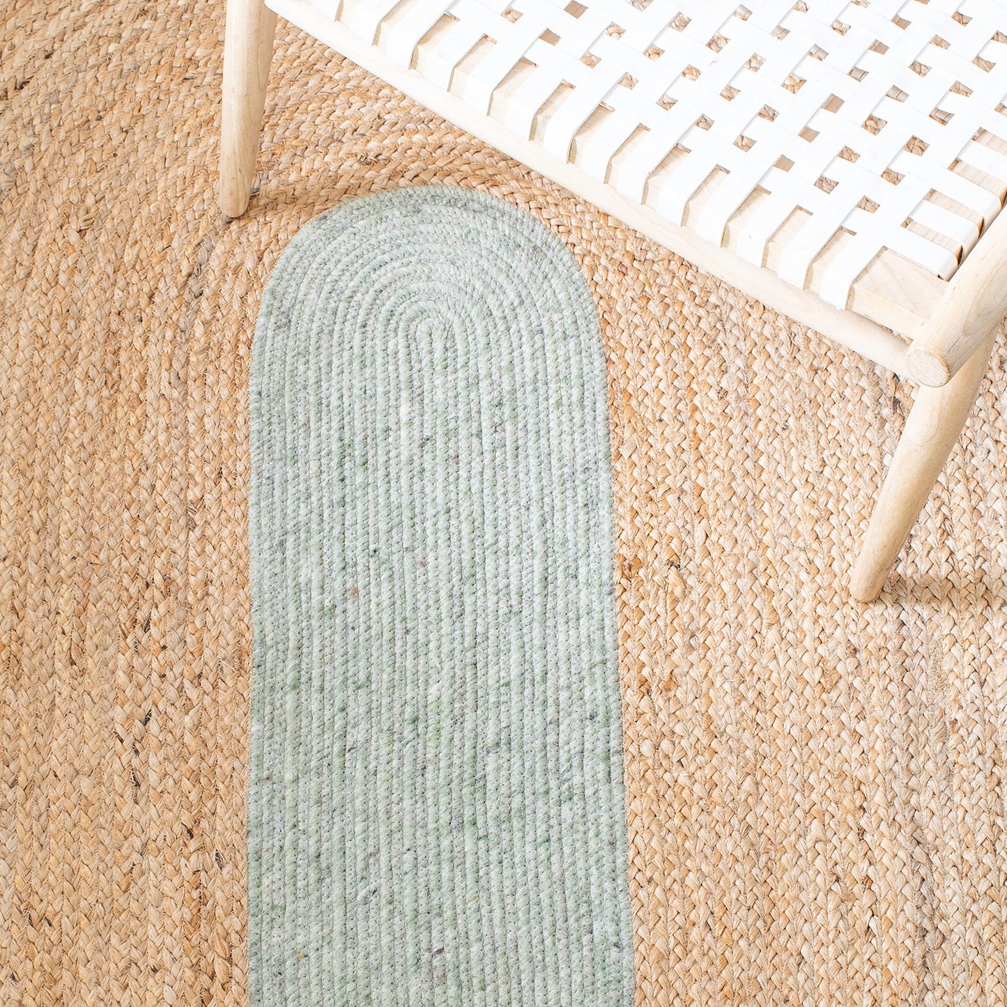 SAFAVIEH Braided Collection 5' x 7' Oval Sage / Gold BRD910L Handmade Country Cottage Reversible Jute Area Rug