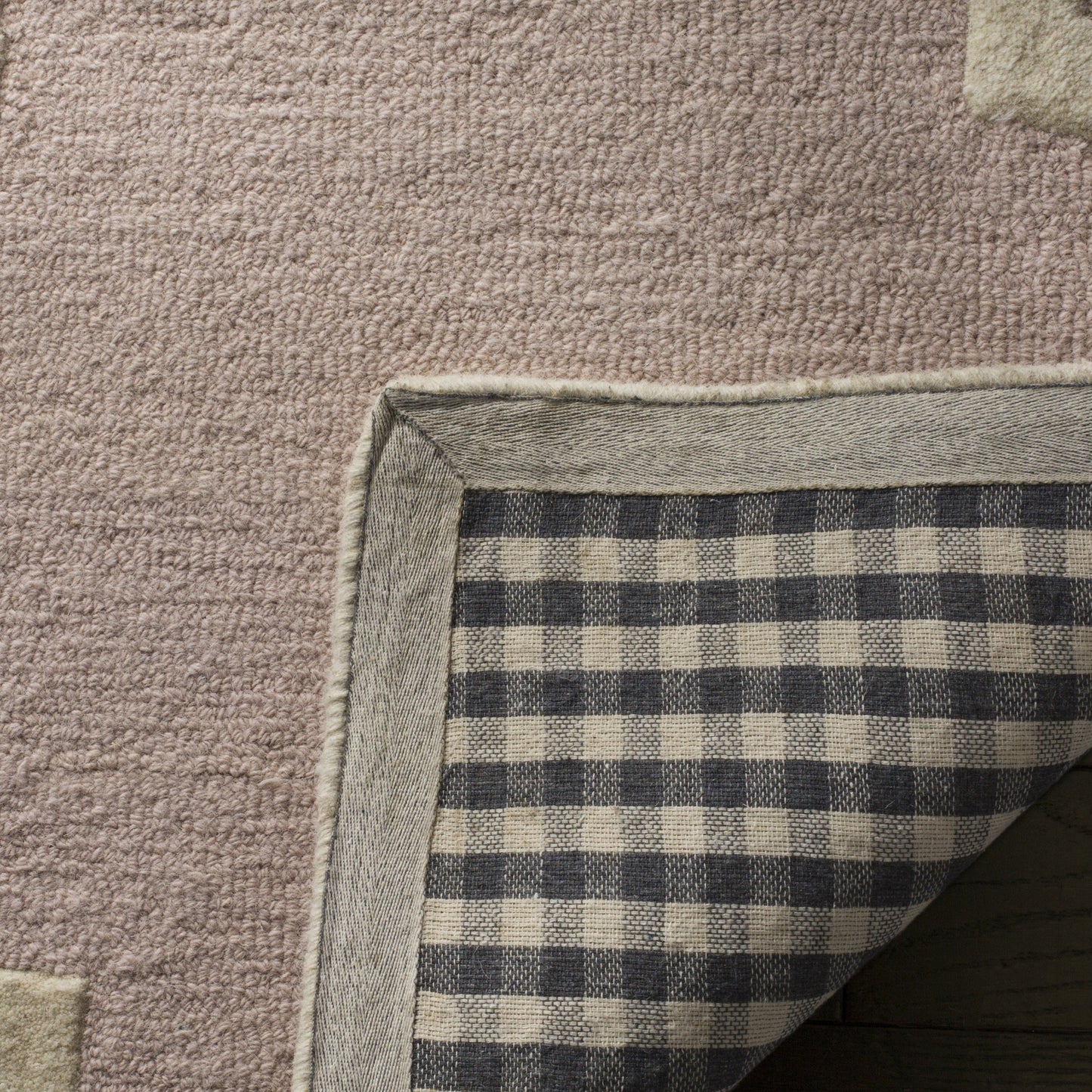 SAFAVIEH Cambridge Collection 6' x 9' Light Pink / Ivory CAM140M Handmade Moroccan Trellis Premium Wool Area Rug