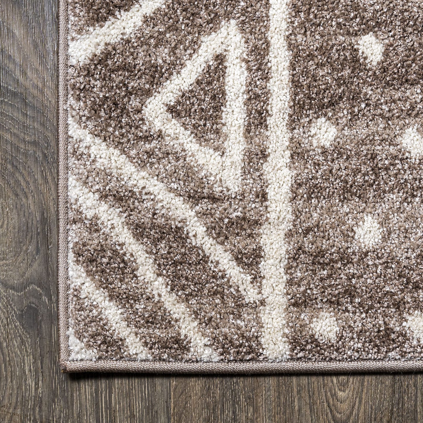 JONATHAN Y Amanar Tribal Geometric Brown/Ivory Runner Rug, 2x8, Bohemian, Vintage, Easy-Cleaning for Living Room, Bedroom, Kitchen, Pet Friendly, Non-Shedding (MOH503A-28)