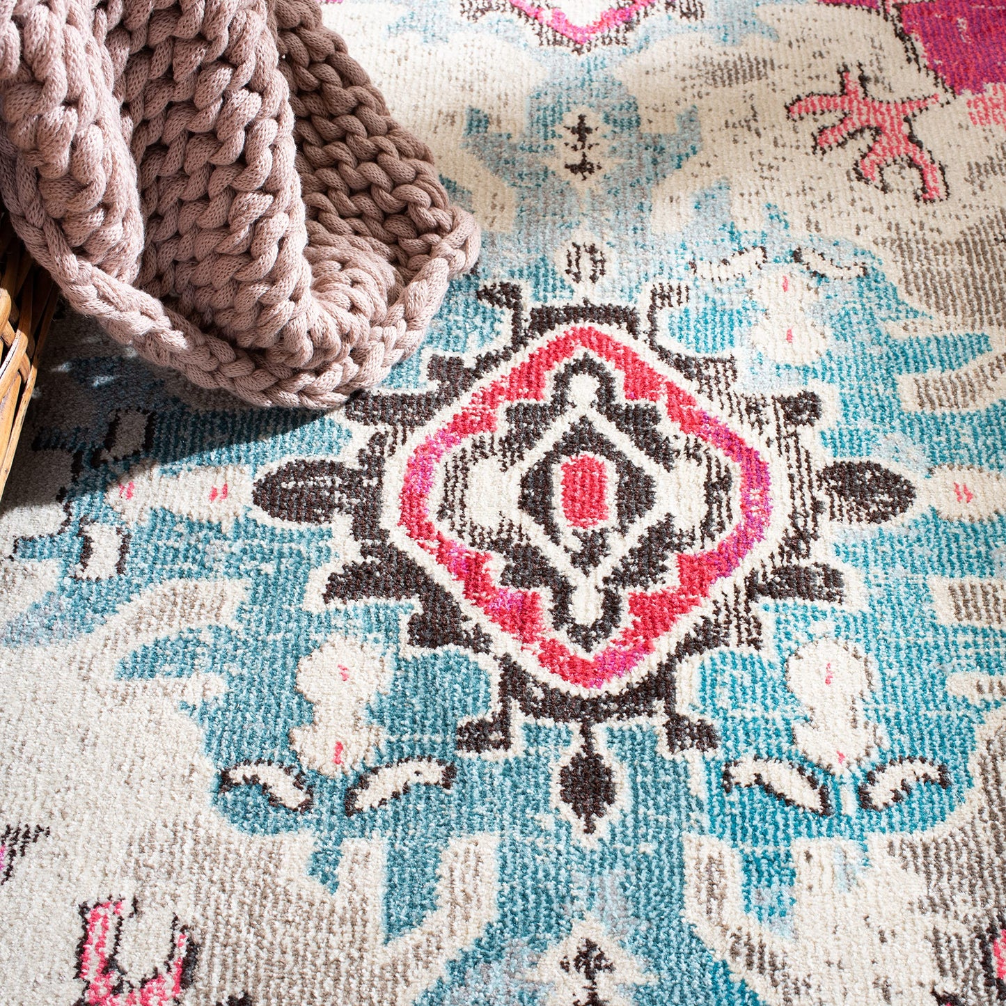 SAFAVIEH Monaco Collection Area Rug - 8' x 10', Pink & Multi, Non-Shedding & Easy to Clean, Distressed Medallion Design, Ideal for Living Room, Bedroom, Dining Space (MNC243D)