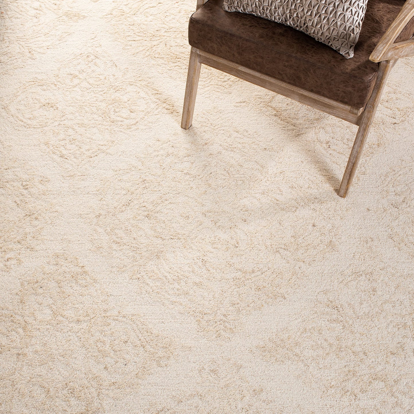 SAFAVIEH Abstract Collection Area Rug - 9' x 12', Ivory & Beige, Handmade Wool, Ideal for High Traffic Areas in Living Room, Bedroom (ABT346B)