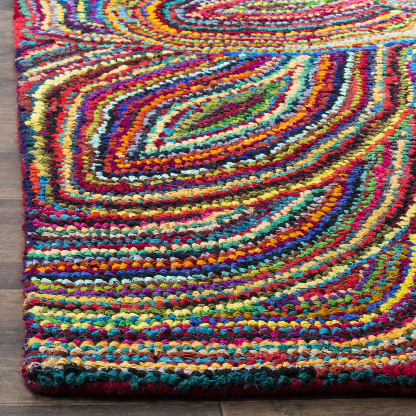 SAFAVIEH Nantucket Collection Area Rug - 4' Square, Multi, Handmade Boho Abstract Cotton, Ideal for High Traffic Areas in Living Room, Bedroom (NAN445A)